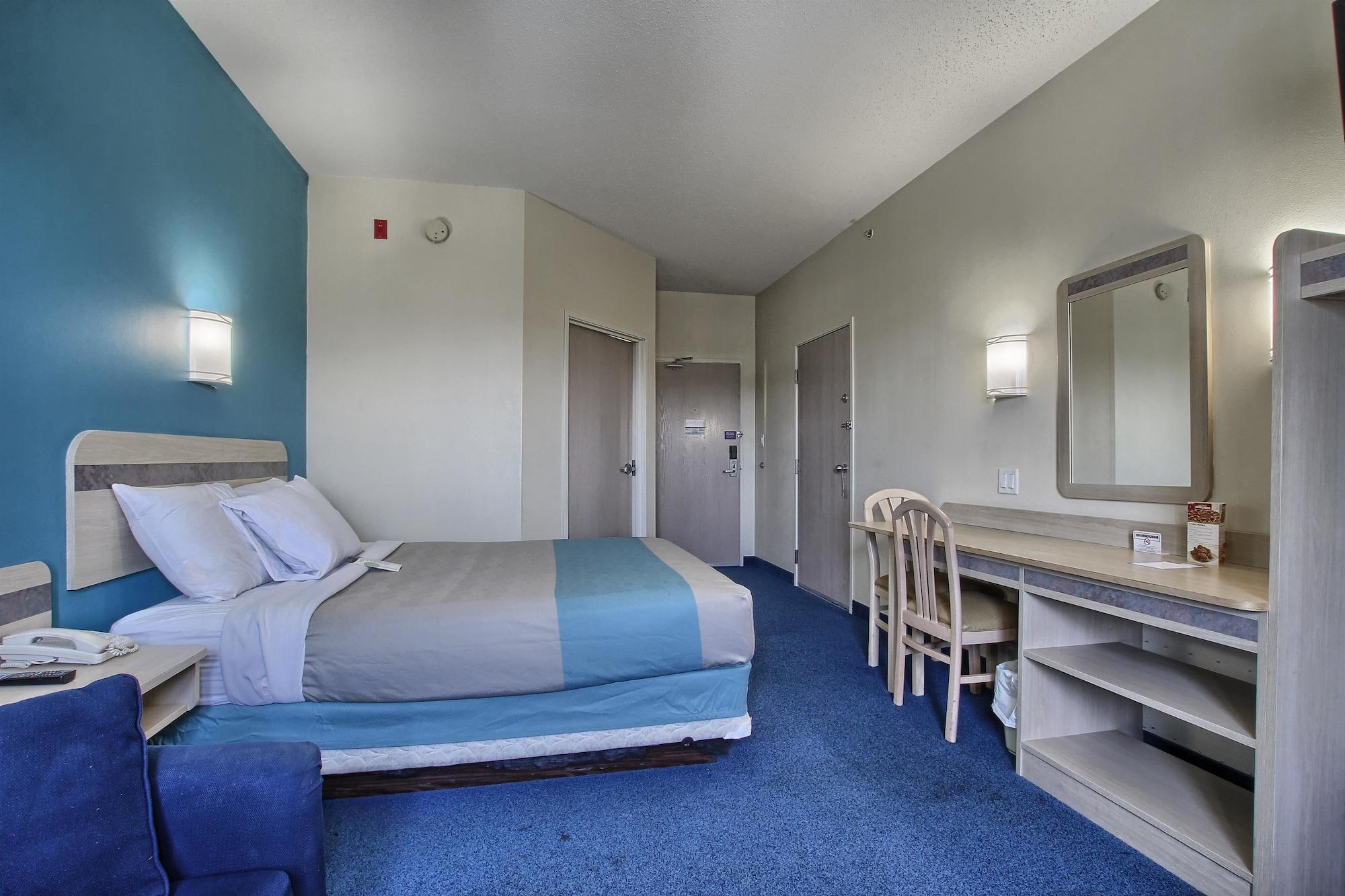 Motel 6-London, On - Ontario Eksteriør billede
